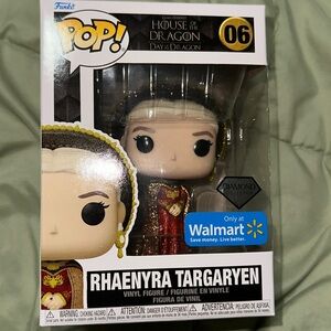 Rhaenyra Targaryenen Game of thrones 
Funko pop Diamond Collection